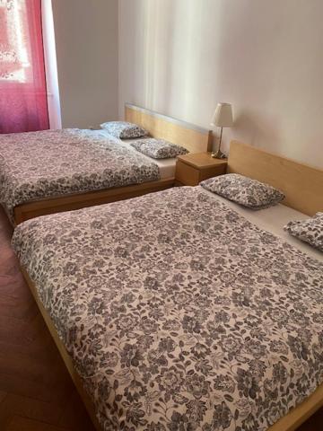 Large 3 Bedroom Family Close To The River Apartment